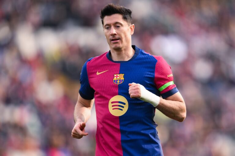 Robert Lewandowski Transfer News