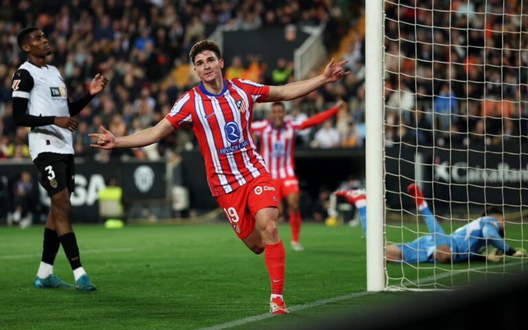 Julian Alvarez Transfer News