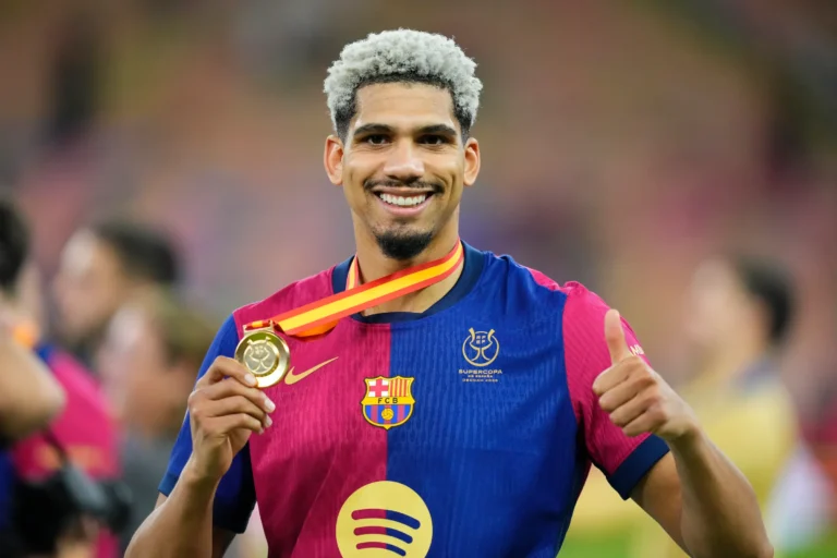 Ronald Araújo Transfer News