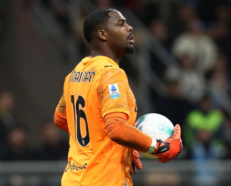 Mike Maignan Transfer News