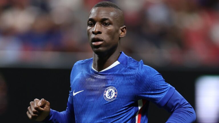 Nicolas Jackson Transfer News